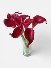 Load image into Gallery viewer, Artificial Real Touch Red Calla Lily Arrangement