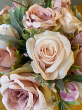 Load image into Gallery viewer, Candy Box