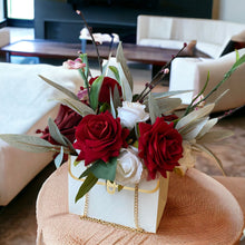 Load image into Gallery viewer, Blanc Bouquet Handbag