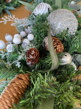 Load image into Gallery viewer, Silver Christmas Garland