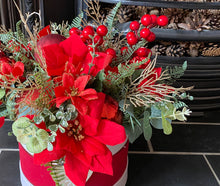 Load image into Gallery viewer, Ruby Christmas Flower Arrangement Box