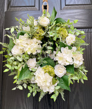 Load image into Gallery viewer, White Hydrangea Wreath