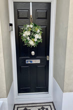 Load image into Gallery viewer, White Hydrangea Wreath