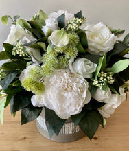 Load image into Gallery viewer, Large Luxury Rose Centrepiece