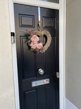 Load image into Gallery viewer, Peony Heart Wreath