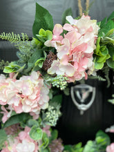 Load image into Gallery viewer, Large Pink Hydrangea Wreath