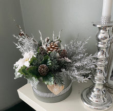 Load image into Gallery viewer, Silver Christmas Gift Box