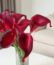 Load image into Gallery viewer, Artificial Real Touch Red Calla Lily Arrangement
