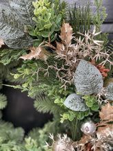 Load image into Gallery viewer, Christmas door Wreath Spruce/Foliage with PineCones, gold Baubles &amp; ferns
