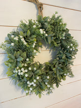 Load image into Gallery viewer, Flocked leaf &amp; Wild Gyp Wreath
