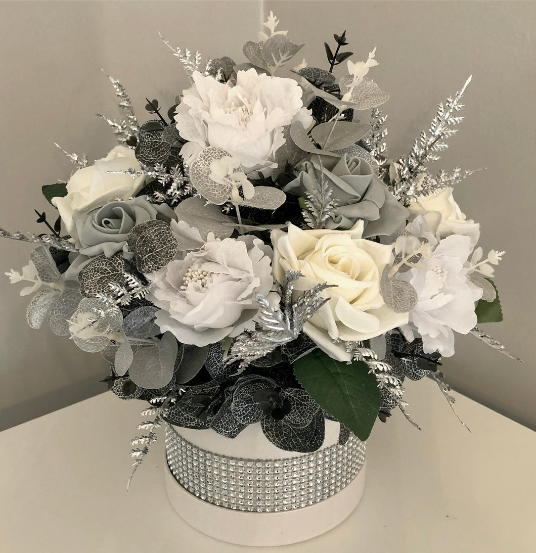 Luxury White Rose Box