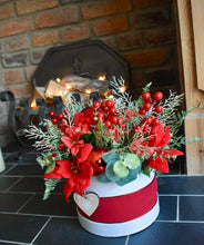 Load image into Gallery viewer, Ruby Christmas Flower Arrangement Box
