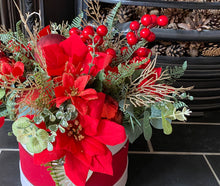 Load image into Gallery viewer, Ruby Christmas Flower Arrangement Box

