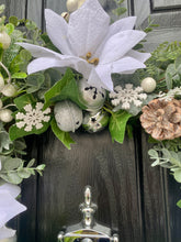 Load image into Gallery viewer, Nordic Christmas Wreath
