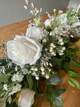 Load image into Gallery viewer, 6ft Rose &amp; Jasmin Garland
