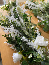 Load image into Gallery viewer, White Rose Garland
